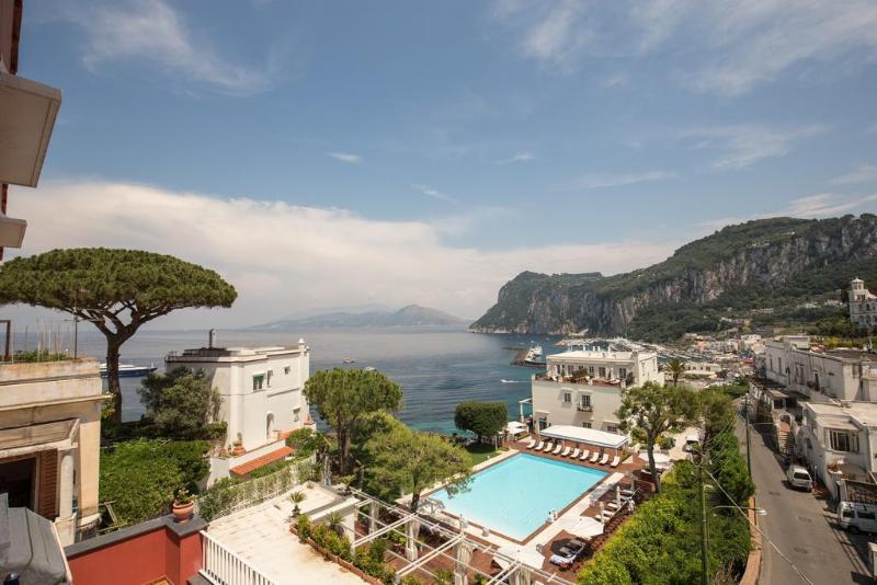 فندق Bristol Capri