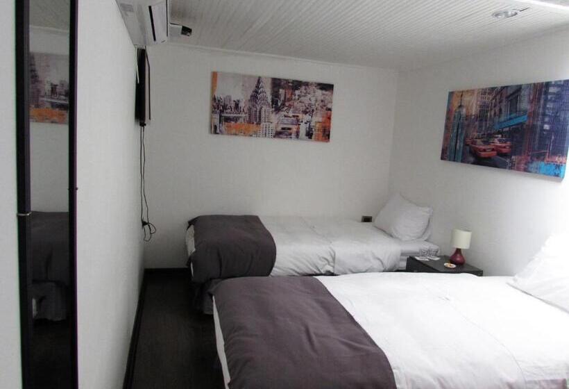 فندق Central San Fernando