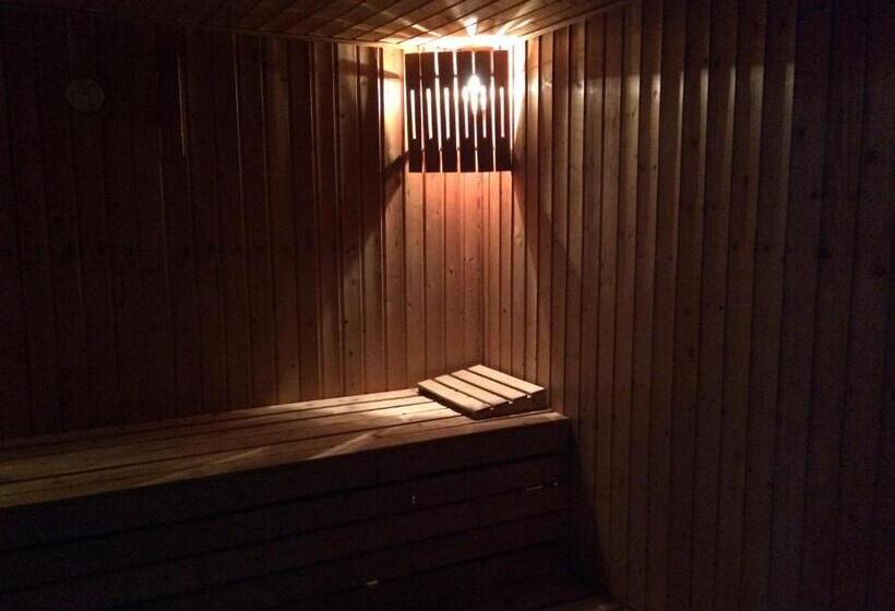 Отель Colosseum