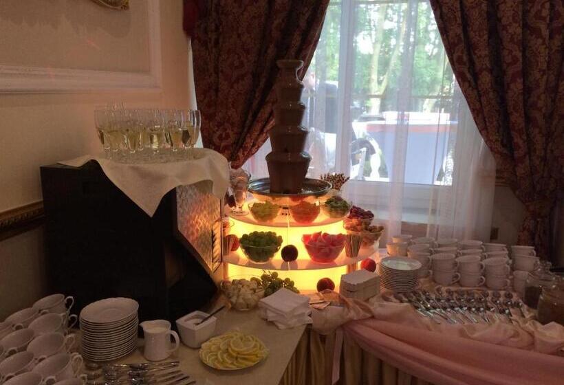 Отель Colosseum