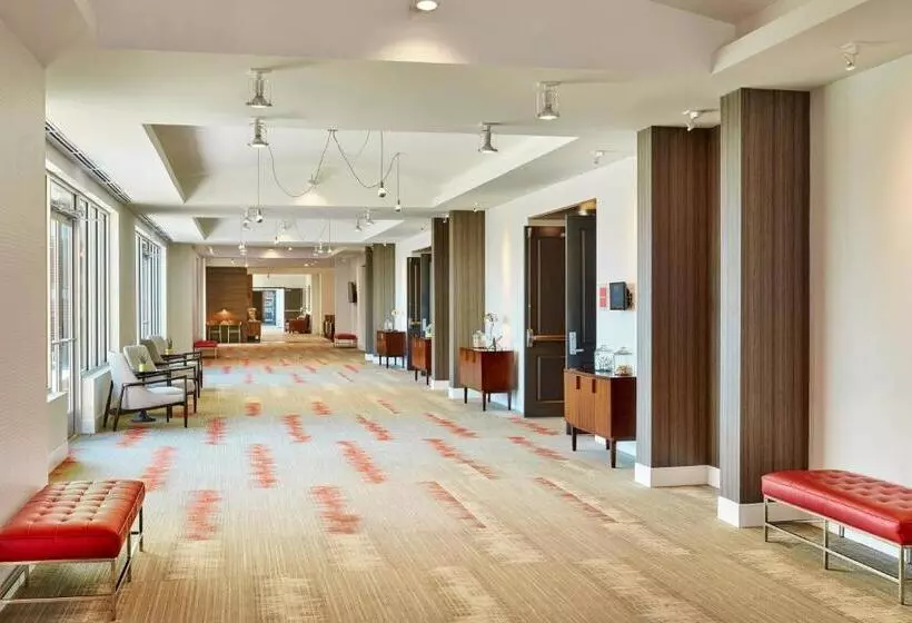 ホテル Four Points By Sheraton Dallas Fort Worth Airport North