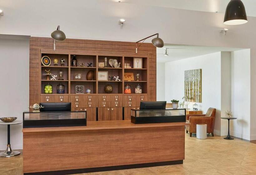 ホテル Four Points By Sheraton Dallas Fort Worth Airport North