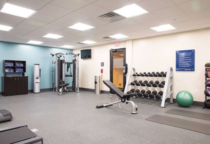 فندق Hampton Inn Big Rapids