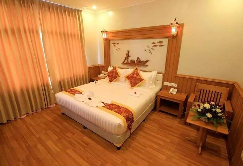 Hotelli Inle Cherry Queen