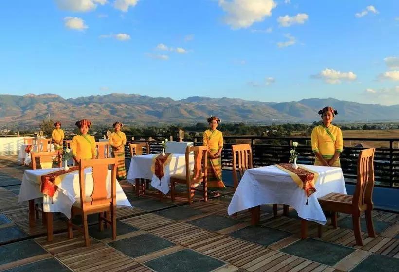Hotelli Inle Cherry Queen