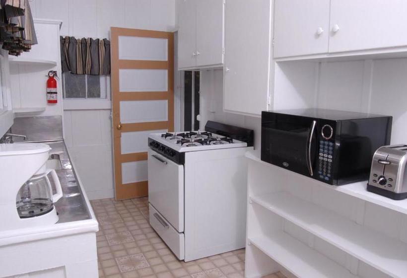 فندق Lava Lodge At Hale Kilauea