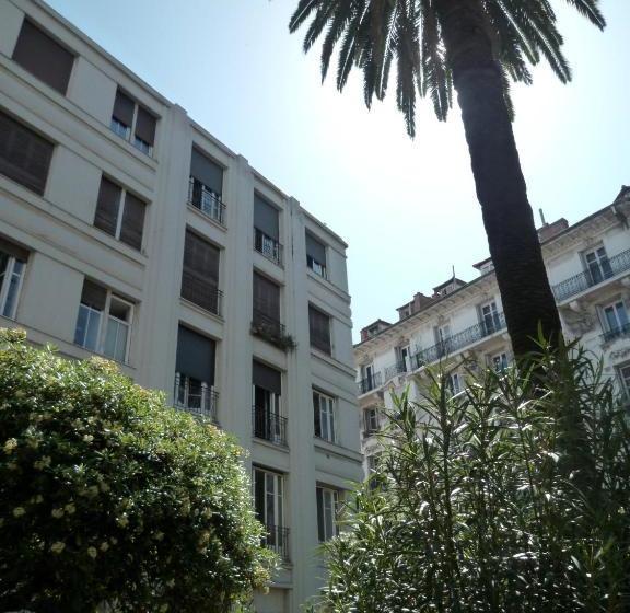 ホテル Nice Appart