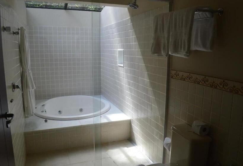 Hotel Pousada Les Roches