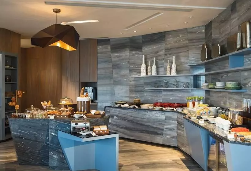 Hotelli Renaissance Haikou