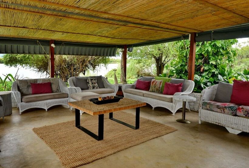 هتل River View Lodge