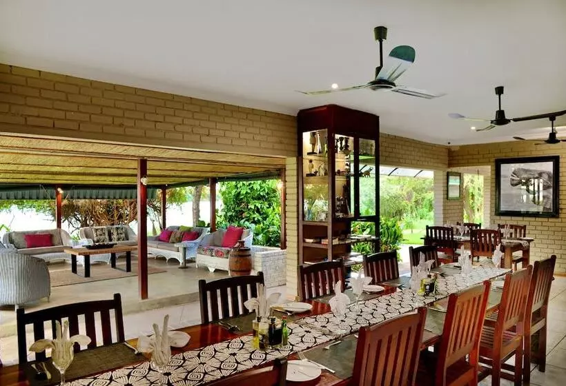 Hotel River View Lodge