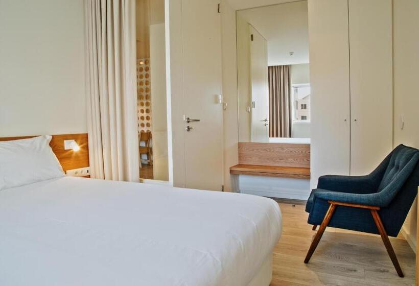 هتل Spot Family Suites