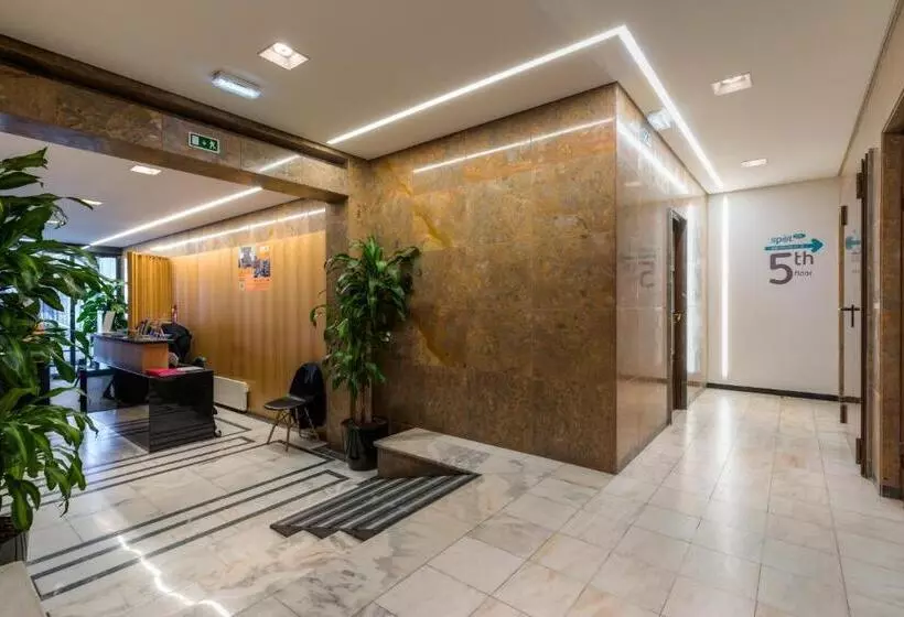 هتل Spot Family Suites