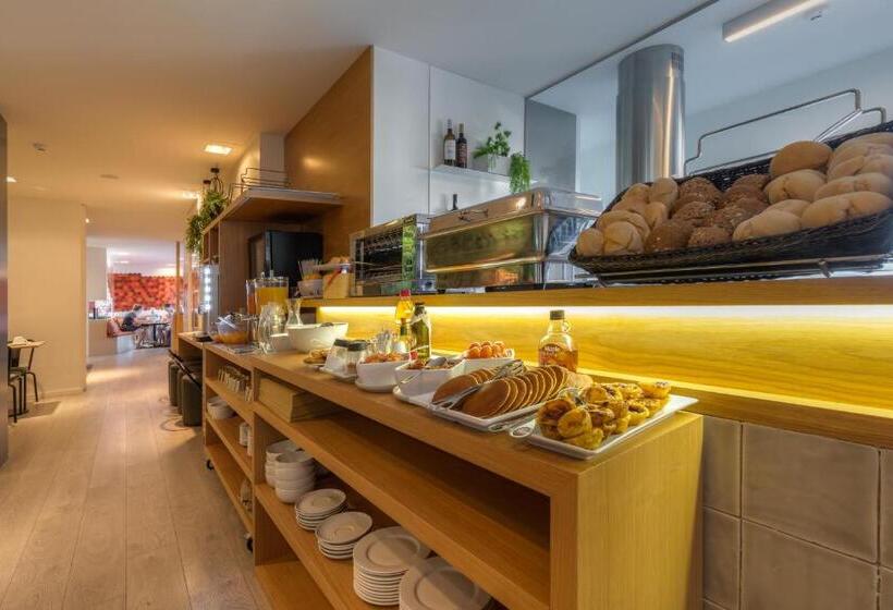 هتل Spot Family Suites