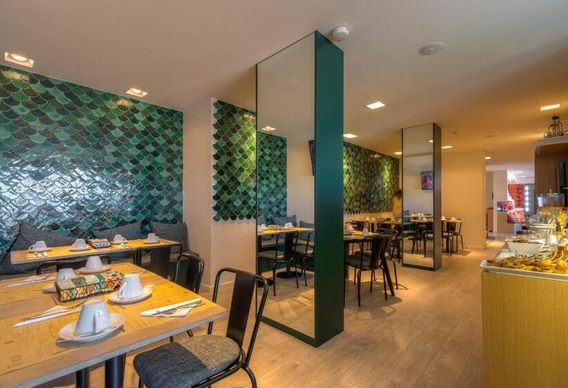 هتل Spot Family Suites