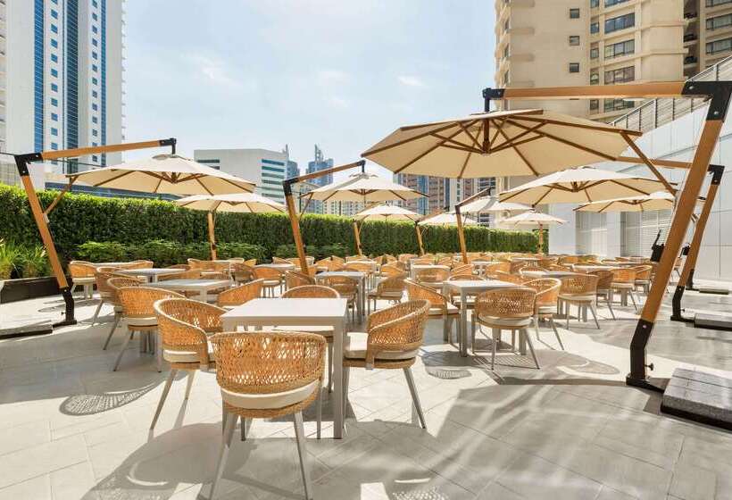 هتل Tryp By Wyndham Dubai