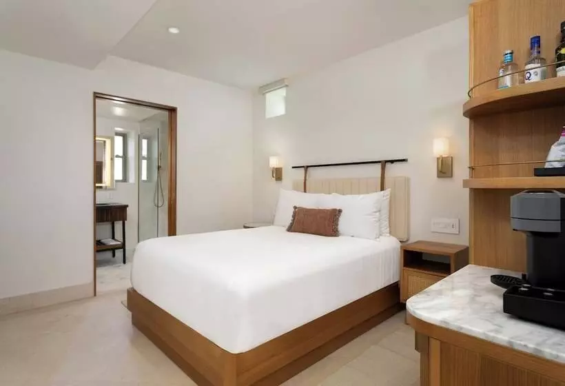 هتل Alma San Juan