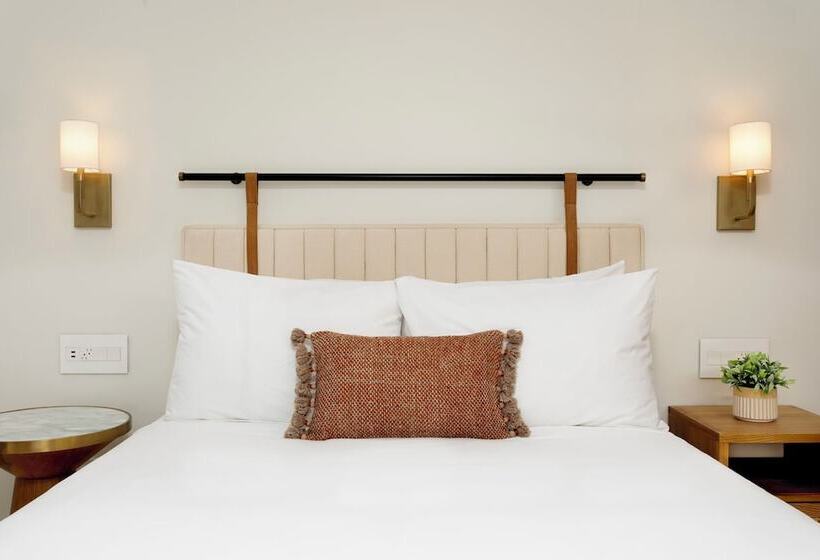 هتل Alma San Juan