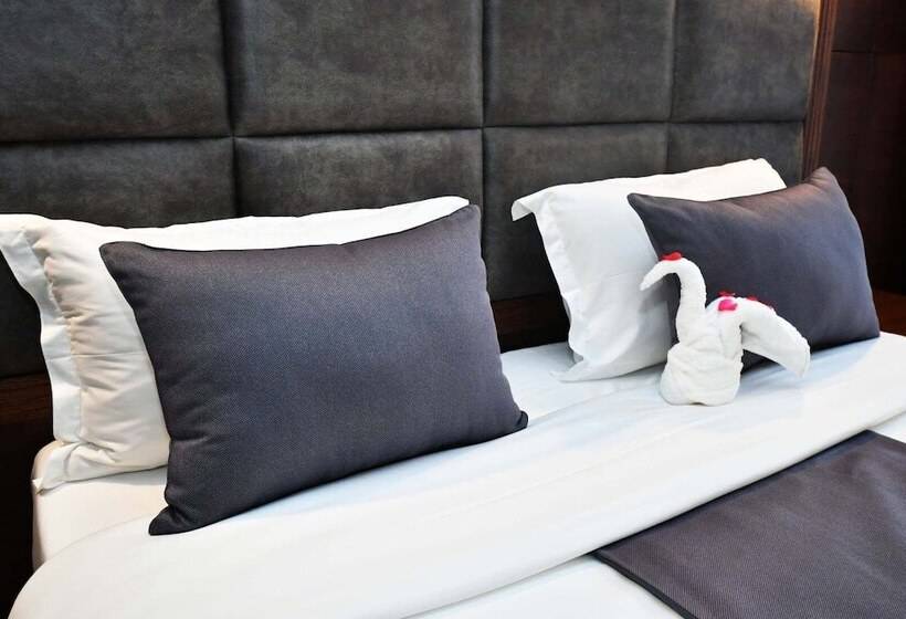 هتل Santa Cruz Oran