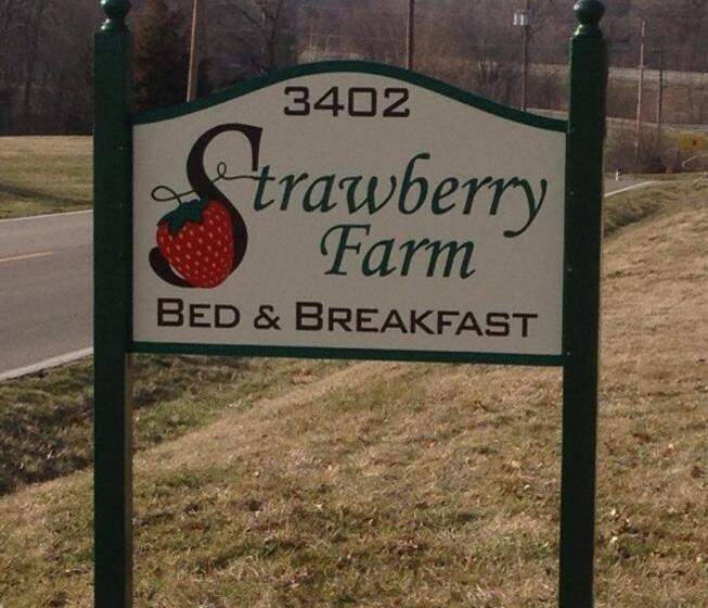 住宿加早餐  Strawberry Farm B And B