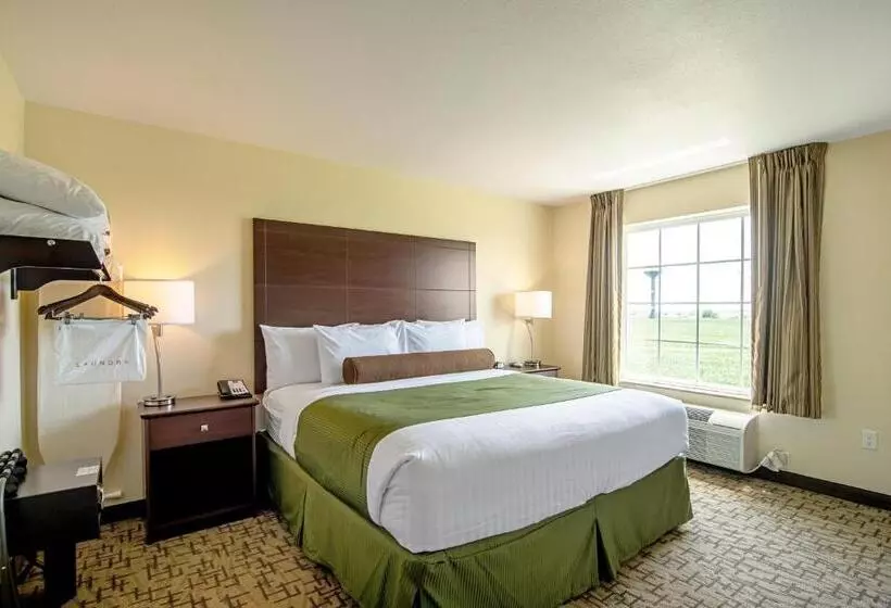 Cobblestone Hotel & Suites Paxton
