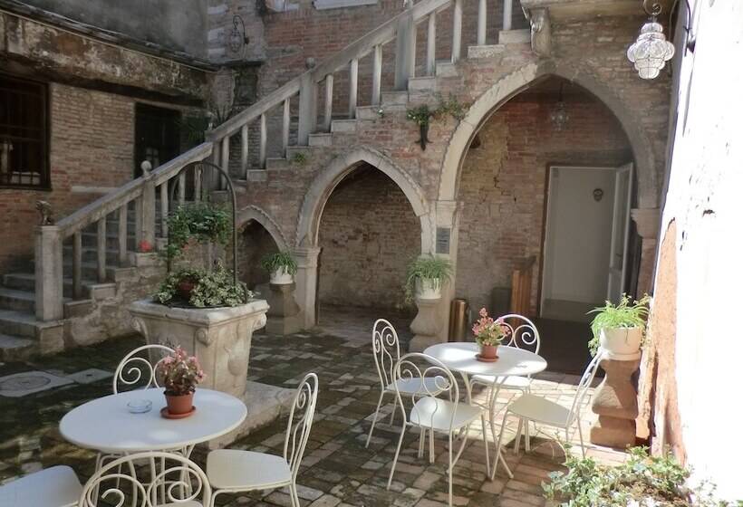 Hotel Ca Nobile Corner