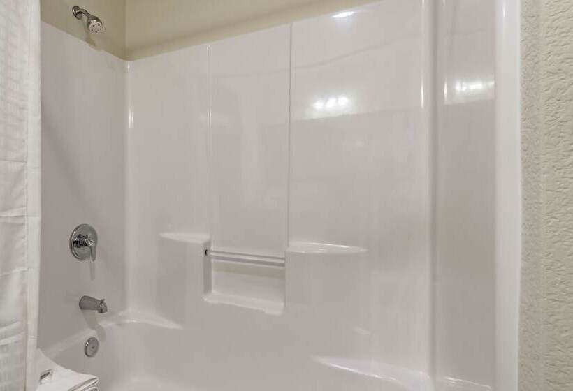 فندق Cobblestone Inn & Suites Lamoni