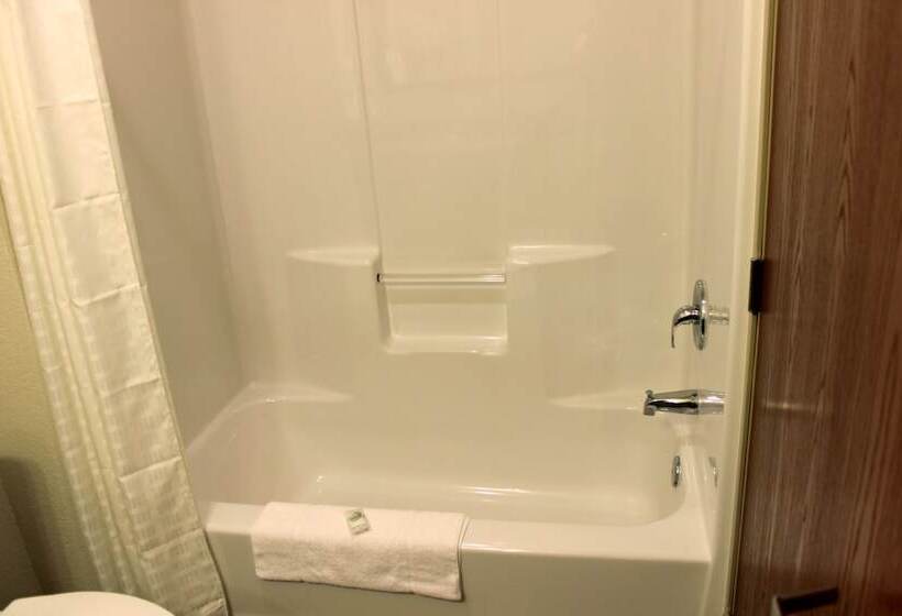 فندق Cobblestone Inn & Suites Lamoni