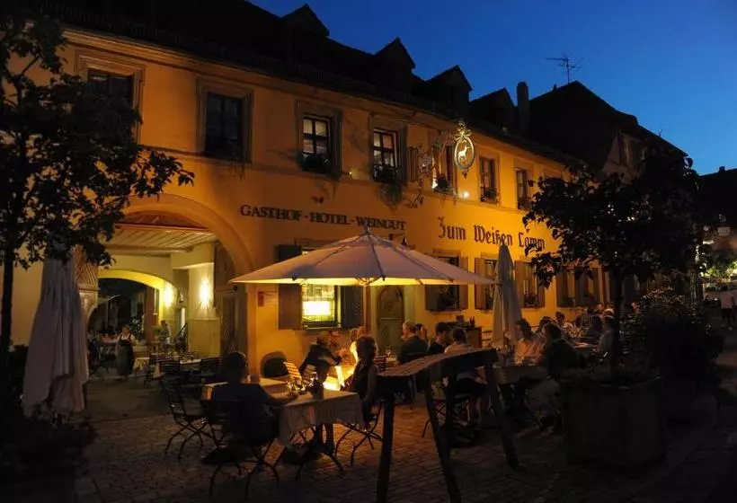 ホテル Gasthof Zum Weißen Lamm