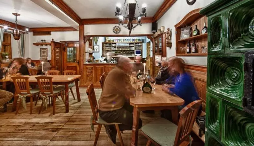 ホテル Gasthof Zum Weißen Lamm