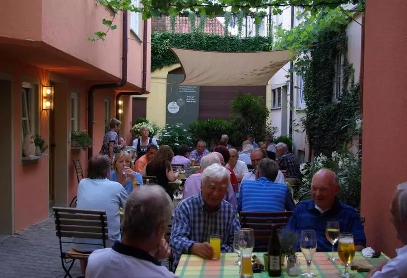 ホテル Gasthof Zum Weißen Lamm