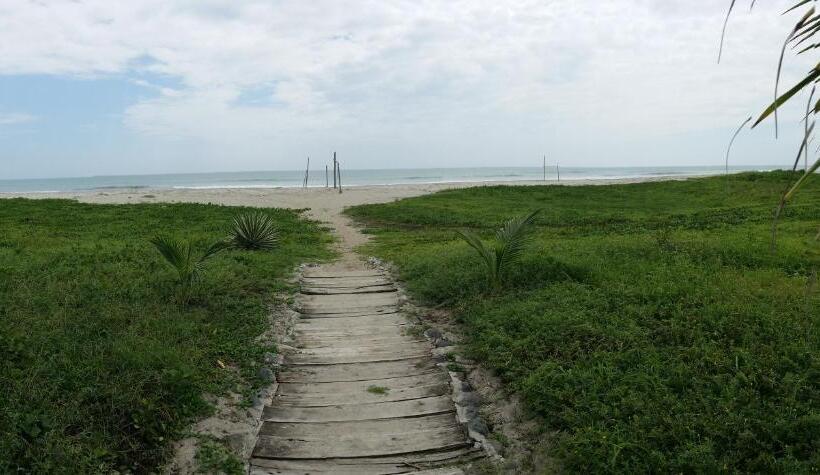 Hotel Hosteria Canoa