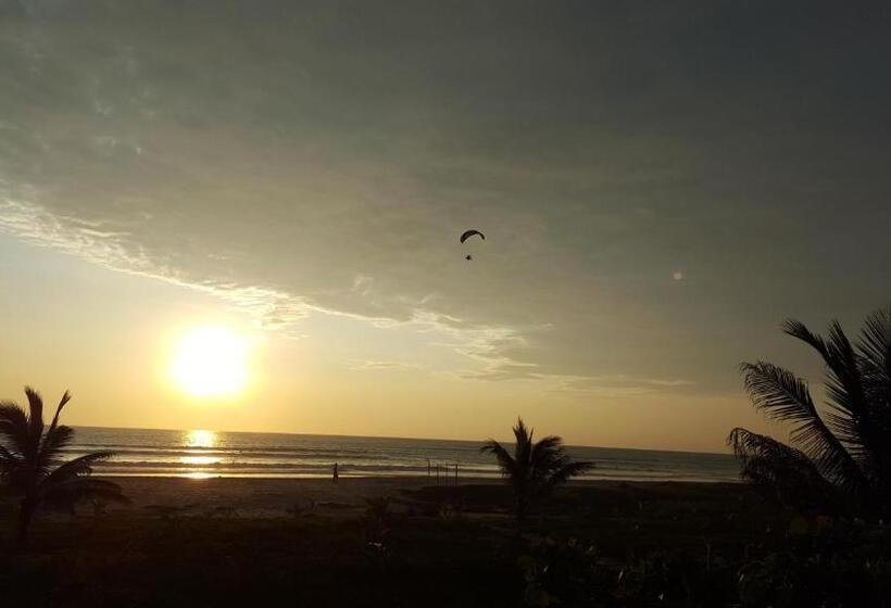 Hotel Hosteria Canoa