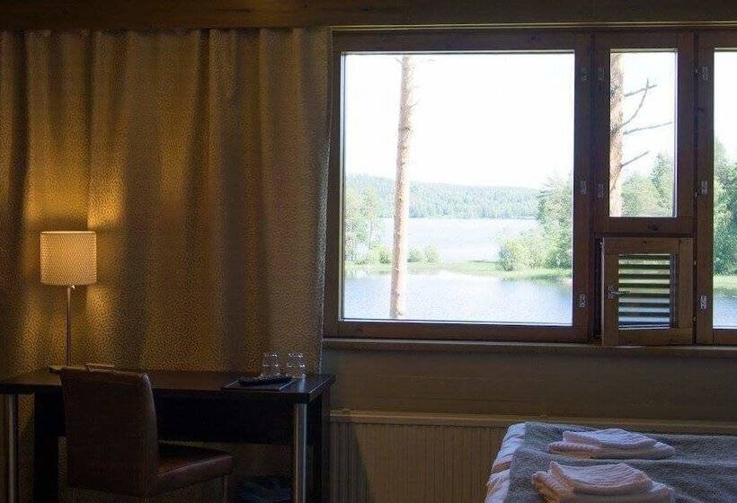 בית מלון כפרי Li Viikinhovi