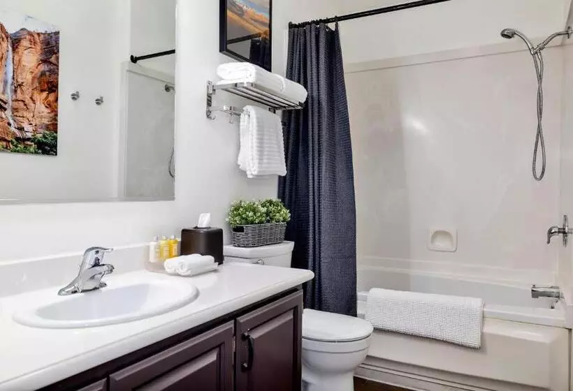 Hotelli Red Rock Inn Cottages