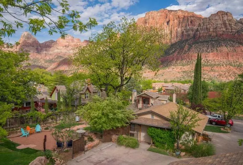 Hotelli Red Rock Inn Cottages