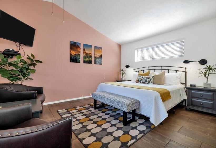 Hotelli Red Rock Inn Cottages