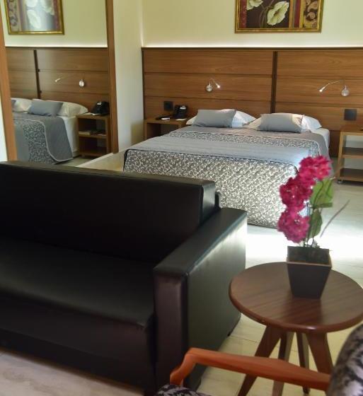 Hotel Tamareiras Prime