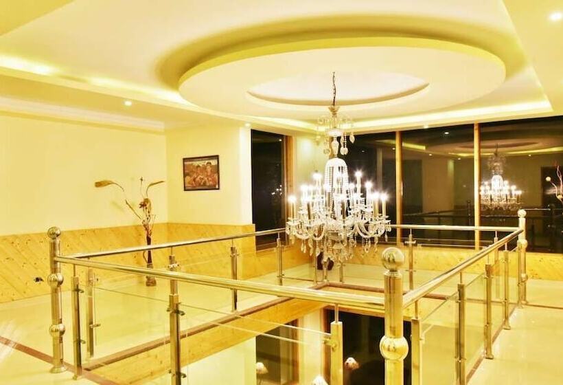 Whistling Pines Resorts And Spa