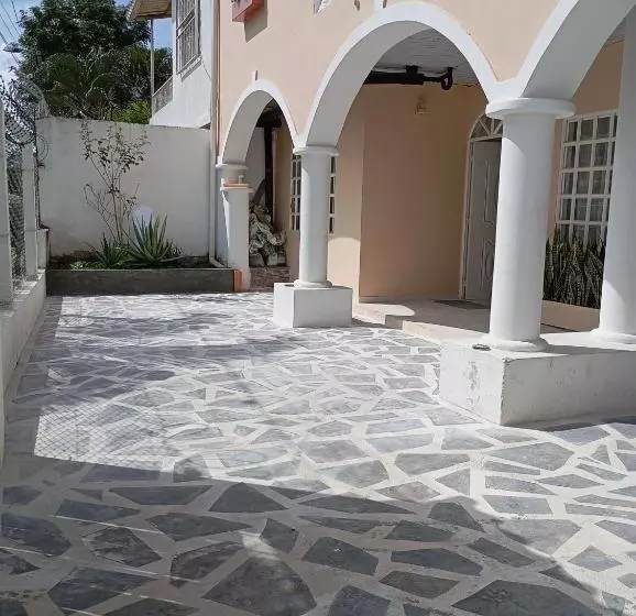 Hotelli Real Palace Tulua