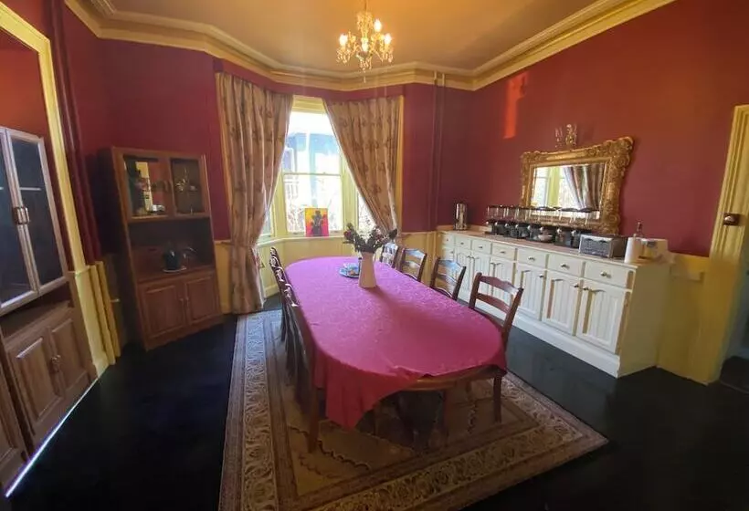 ペンション Ellstanmor Guesthouse Cooma