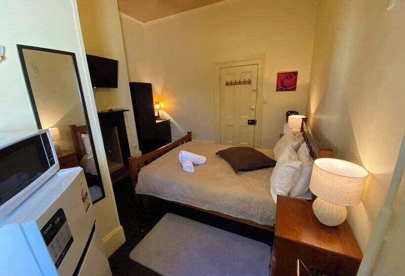 Пансион Ellstanmor Guesthouse Cooma