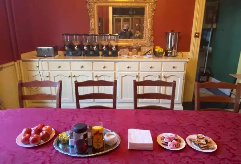 ペンション Ellstanmor Guesthouse Cooma