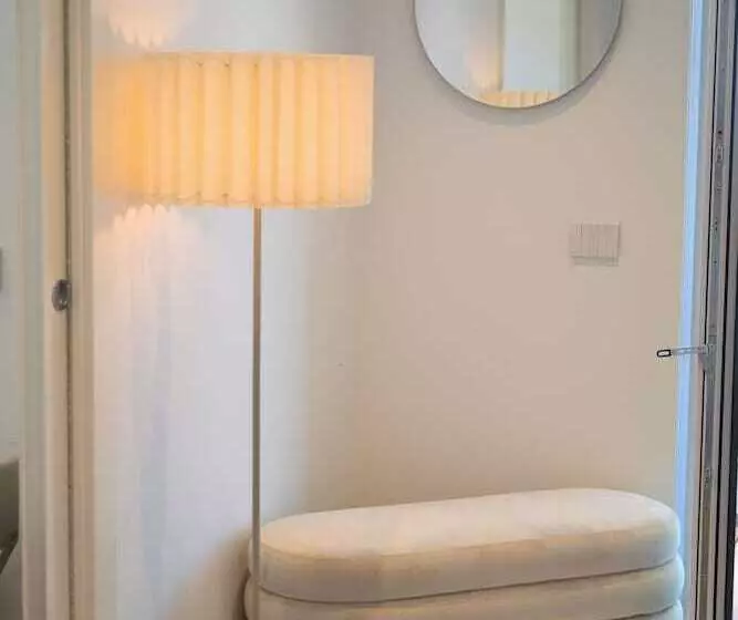 اقامتگاه Porta Del Mare Luxury Apartment