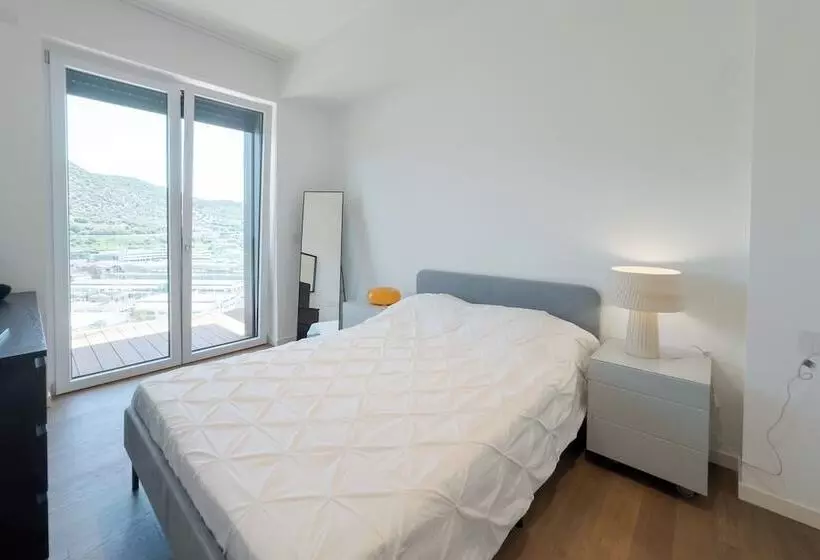 اقامتگاه Porta Del Mare Luxury Apartment