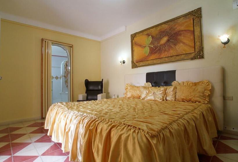 تختخواب و صبحانه Hostal Los Balcones