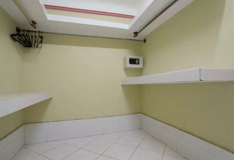 ベッドアンドブレックファースト Hostal Los Balcones