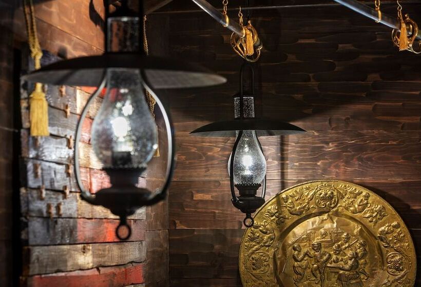 Otel The Roxbury At Stratton Falls