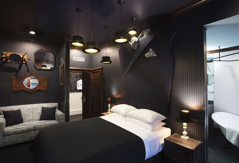 Otel The Roxbury At Stratton Falls