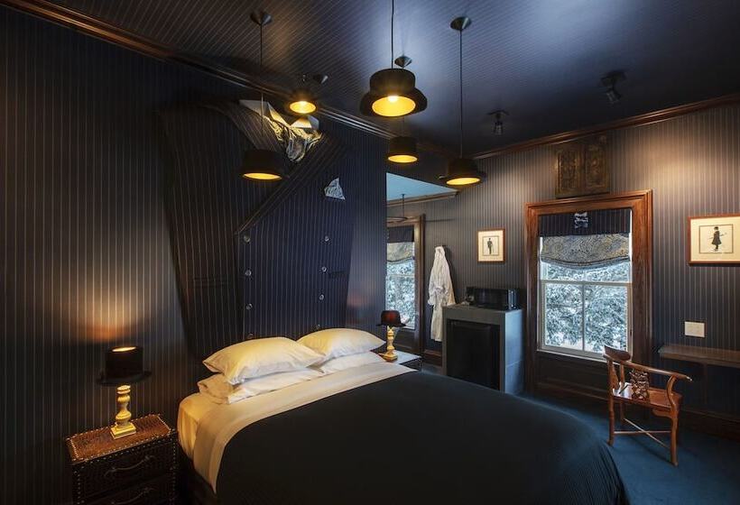 Otel The Roxbury At Stratton Falls